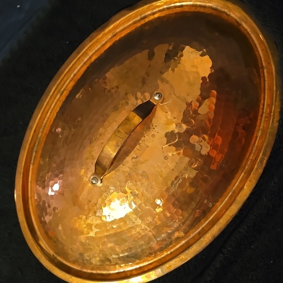 Hammered-Copper Bread Box, Retail $189.95 + Brass&Copper Cleaning Kit $7.99 - Picture 2 of 13